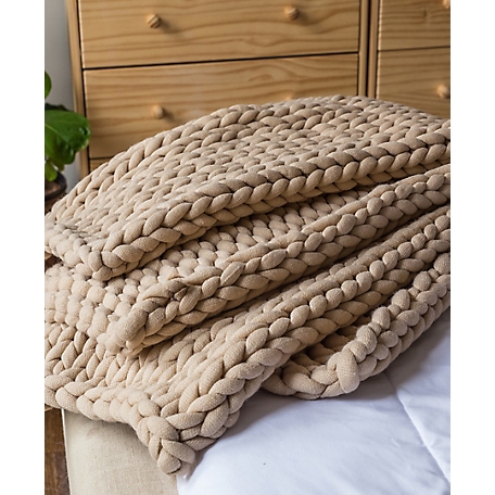Donna Sharp Chunky Cable Knit Throw Blanket, 40 in. x 50 in. at Tractor  Supply Co.