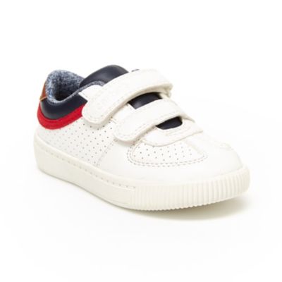 carter's casual sneakers