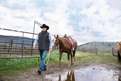 Image showing 3 th Ariat Crius Insulated Vest