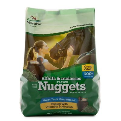 Manna Pro Alfalfa and Molasses Nugget Horse Treats, 4 lb.