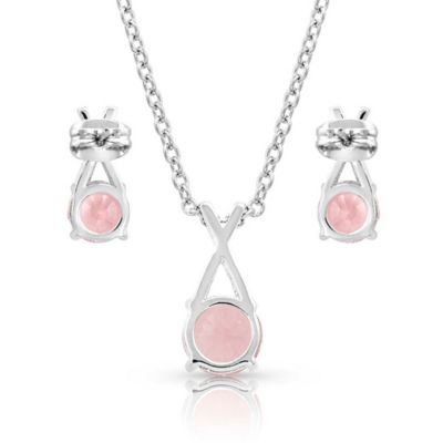 Image showing  Strong and Beautiful Jewelry Set