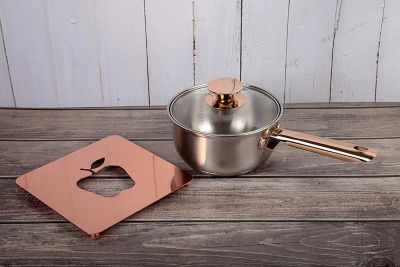 Image showing  7.5 in. Square Trivet with Apple Motif