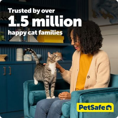 Image showing 8 th PetSafe ScoopFree Crystal Pro Front-Entry Self-Cleaning Litter Box