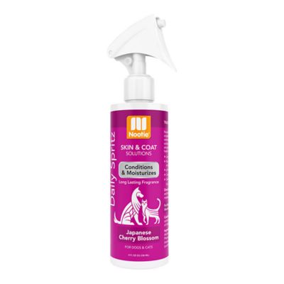 image of a Grooming Sprays & Detanglers