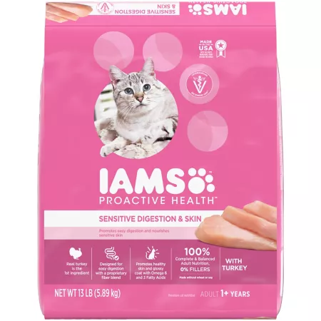 Iams ProActive Health Adult Indoor/Outdoor Sensitive Digestion and Skin Turkey Recipe Dry Cat Food Dry Cat Food