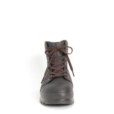 Image showing  Men's Chore Classic Plain Toe Waterproof Work Boots, 6 in.