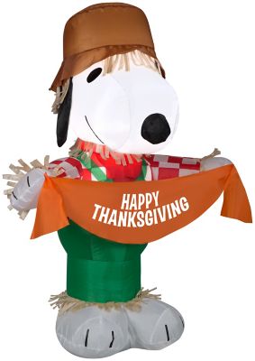 Gemmy 3.5 ft. Airblown Inflatable Snoopy as Scarecrow