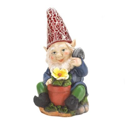 Design Imports Gardening Gnome Solar Statue