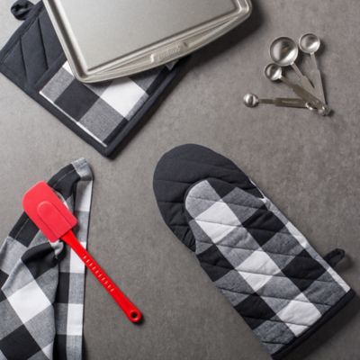 Image showing  Buffalo Checkered Oven Mitt Set, 2 pc.