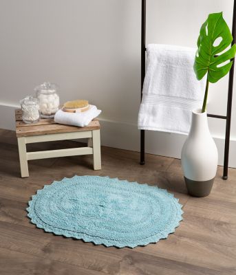Image showing  Crochet Microfiber Oval Bath Mat, 17 in. x 24 in.
