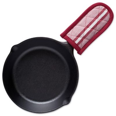 Image showing  Barn Red Chef Striped Pan Handles, 6 in. x 7 in., 3 pc.