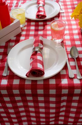 Image showing  Checkered Round Outdoor Tablecloth with Zipper, 60 in., Polyester