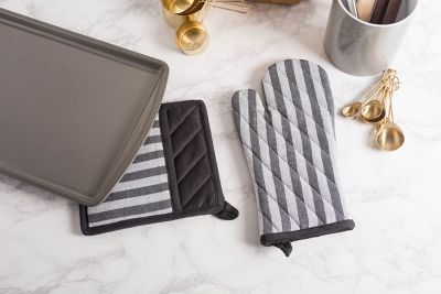 Image showing  Striped Pot Holder