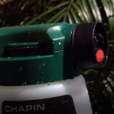 Image showing  G499 32-ounce Select 'n Spray Lawn & Garden Hose-end Sprayer