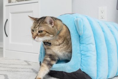 Image showing  Tube-Shaped Warm Cat Bed