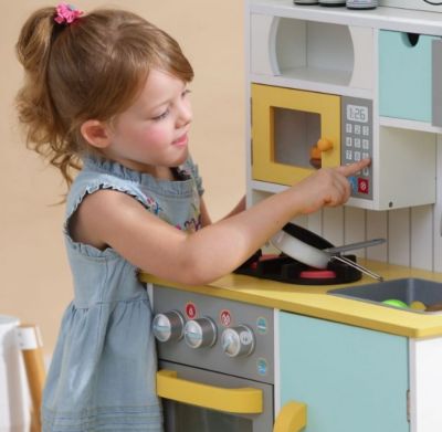 Image showing  Little Chef Florence Classic Small Play Kitchen, White