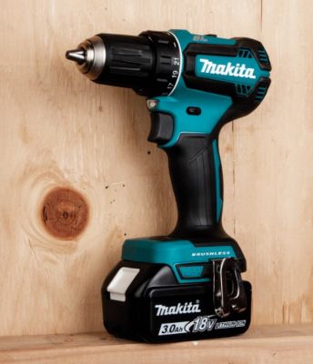 Image showing 15 th Makita 18V 1/2 in. Cordless Brushless Driver Drill Kit
