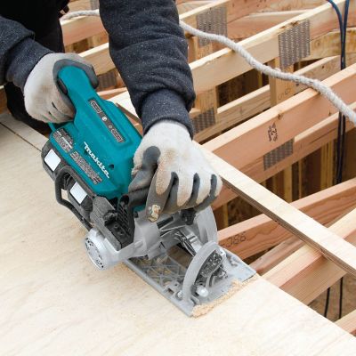 Image showing 9 th Makita 36V Cordless Rear Handle Circular Power Saw Kit