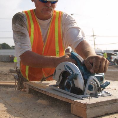 Image showing  15A 7-1/4 in. Corded Magnesium Circular Power Saw