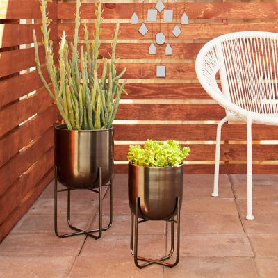 Harper & Willow Silver Metal Indoor Outdoor Planter with Removable Stand Set of 2 16 in., 13 in.H