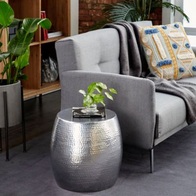 Harper & Willow 14 in. x 16 in. Round Hammered Silver Metal Accent Table