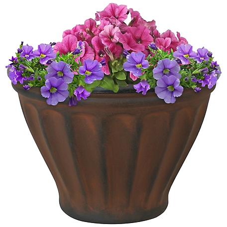 Sunnydaze Decor Resin Charlotte Outdoor Flower Pot Planter, 16 in ...
