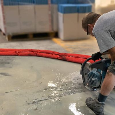 Image showing 5 th Quick Dam Grab and Go Flood Kit with (4) 10 ft. Patented Hi-Vis Water-Activated Flood Barriers in Bucket
