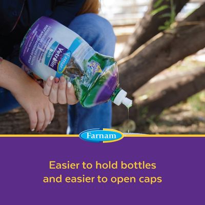 Image showing  Vetrolin Bath for Horses, 32 oz.