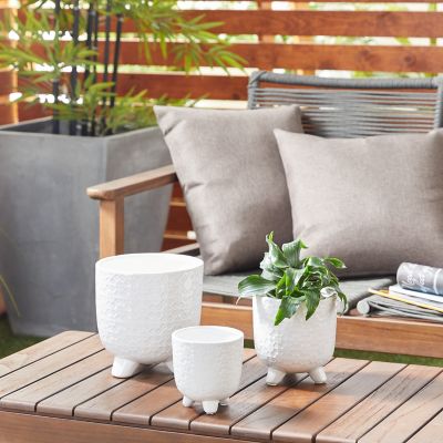 Harper & Willow Ceramic Round Planter Set with Legs, 4.75 in., 6.25 in., 7.75 in., 3-Pack