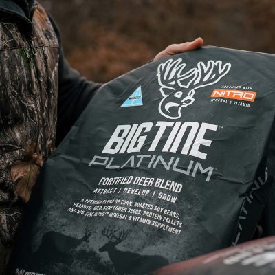 Image showing  Platinum Deer Blend Fortified with NITRO, 30 lb. Bag