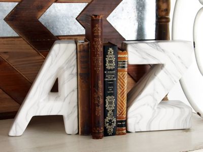Cosmoliving by Cosmopolitan Marble A to Z Bookends, Gray/White