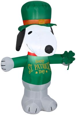 Gemmy Airblown St. Patrick's Day Snoopy Inflatable