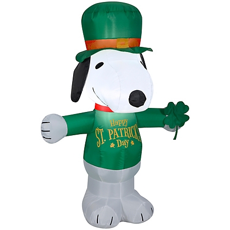 Gemmy Airblown St. Patrick's Day Snoopy Inflatable