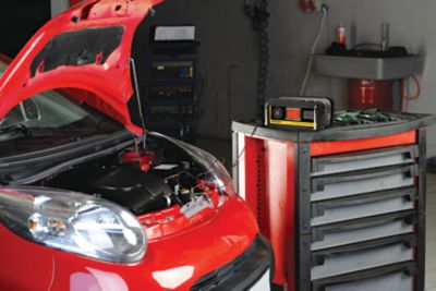 Image showing  15A 12V Automatic Battery Charger with 40A Engine Start