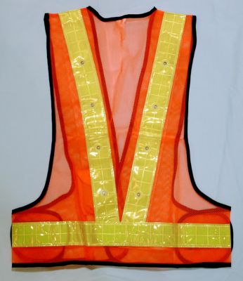 MAXSA Innovations 20026 Yellow Large Reflective Safety Vest with 16 LED Lights 