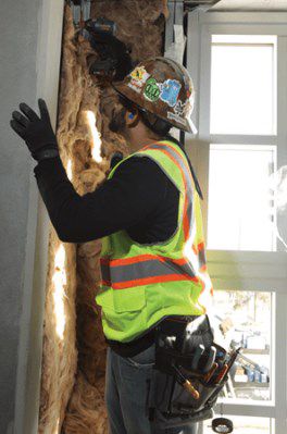 Image showing  18V 4.0 Ah Compact Battery