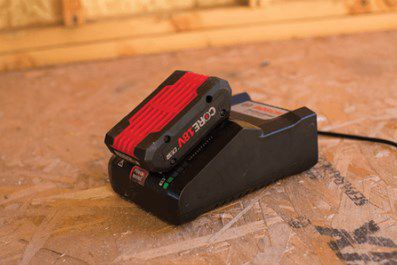 Image showing 6 th Bosch 18V 4.0 Ah Compact Battery