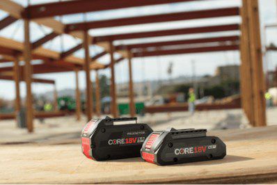 Image showing 9 th Bosch 18V 4.0 Ah Compact Battery