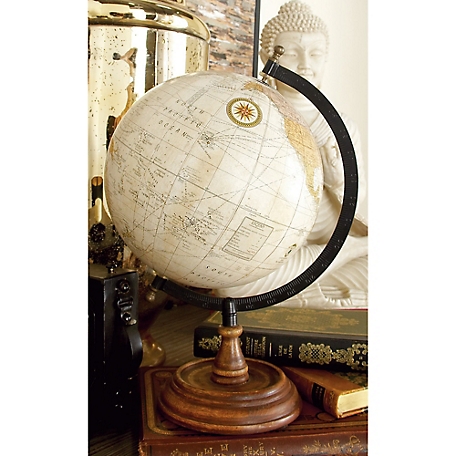 Harper & Willow Brown Mango Wood Traditional Globe, 14 in. x 9 in. x 9 in., 8 in. Diameter
