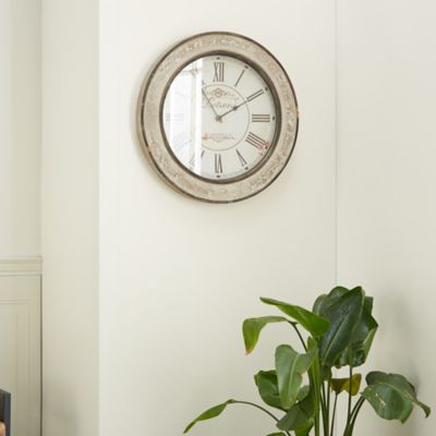 Harper & Willow 24 in. x 24 in. Vintage Wood Wall Clock, Cream