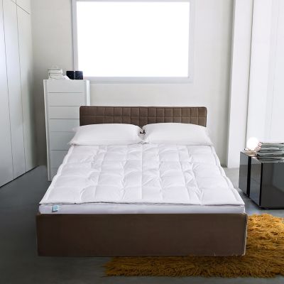 Martha Stewart 233 Thread Count 3 in. White Down Top Featherbed Topper, Baffle Box Construction