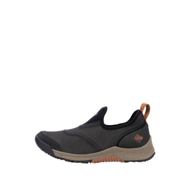 muck boot outscape low