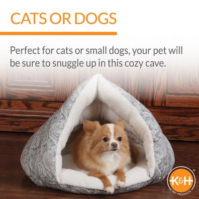 Image showing  Self-Warming Pet Hut Bed