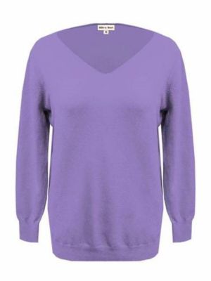 Ribbon Heart Women's Long-Sleeve V-Neck Sweater