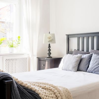 Elegant Designs 25 in. H Stacked Ball Table Lamp with Couture Linen Flower Shade