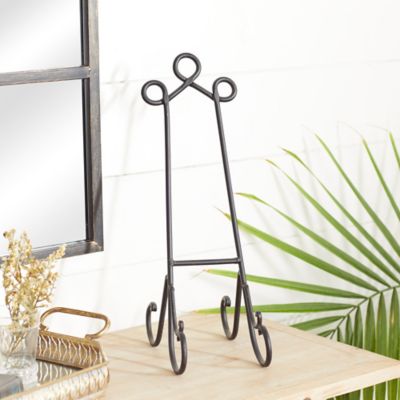 Harper & Willow Metal Scroll Easel, 6 in. x 9 in. x 18 in., Black
