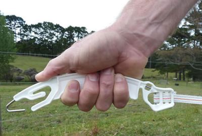 Image showing  Zammr Handle Fence Tool, White