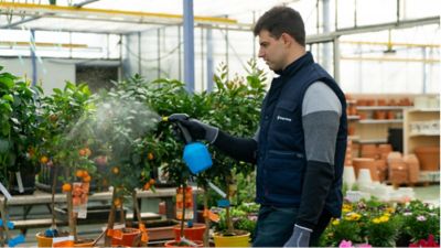 Image showing  35 oz. Blue Tank Electric Sprayer, 6 lb., Battery