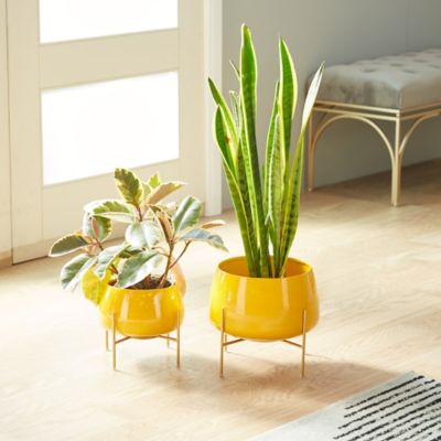 Harper & Willow Iron Contemporary Planter Set, 8 in., 10 in., Yellow, 2-Pack