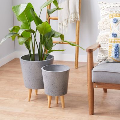 Harper & Willow Set of 2 Grey MgO Contemporary Planter 14 in., 16 in.H
